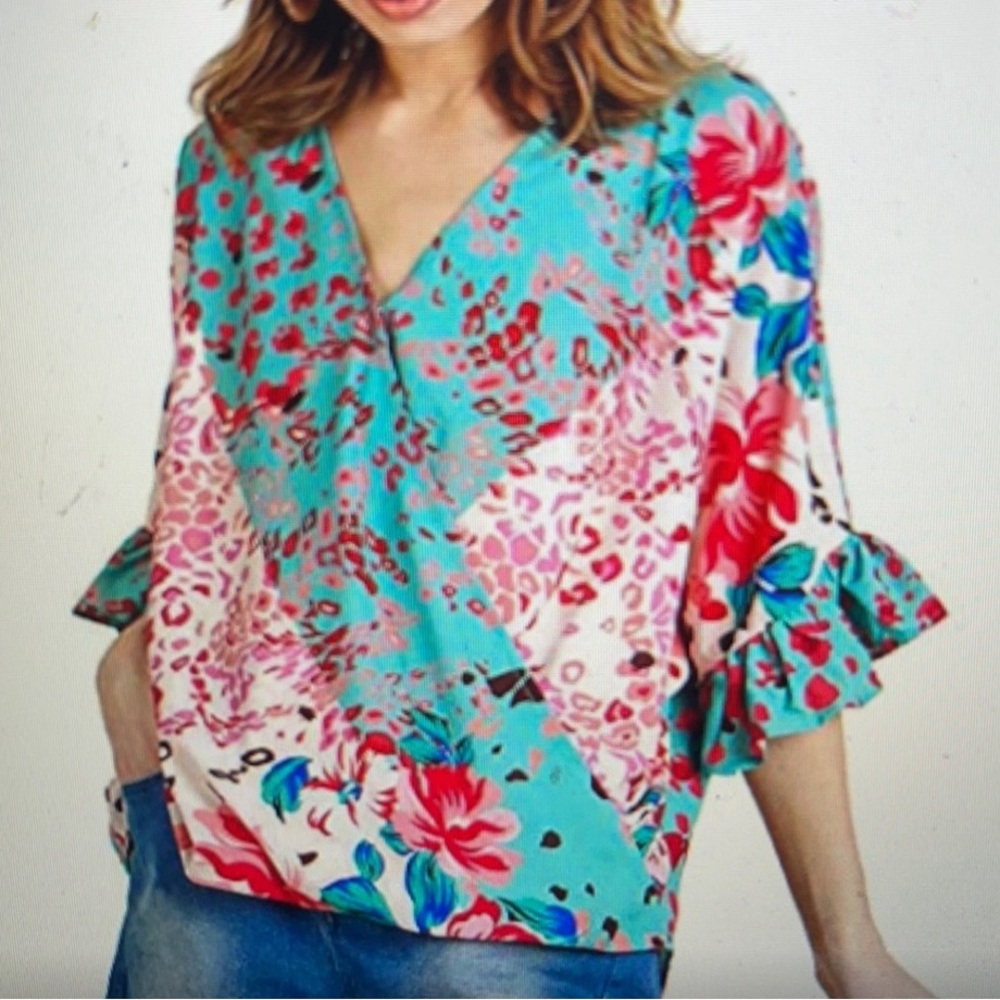 Umgee Mint Mix Animal Print V neck Blouse Top new